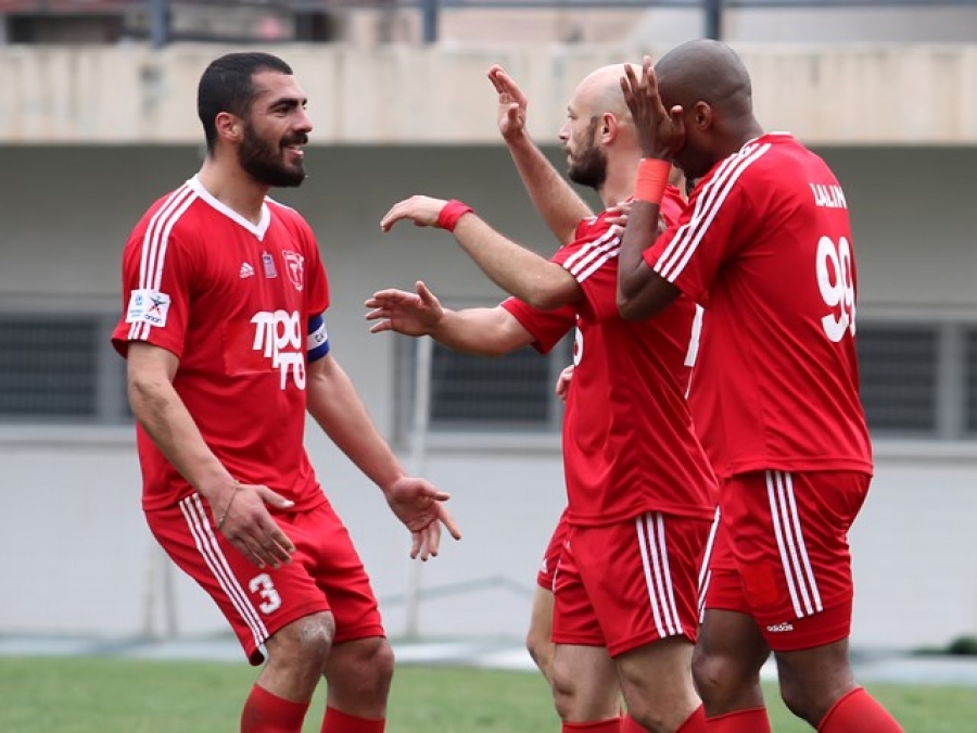 Ψώνια από… Super League