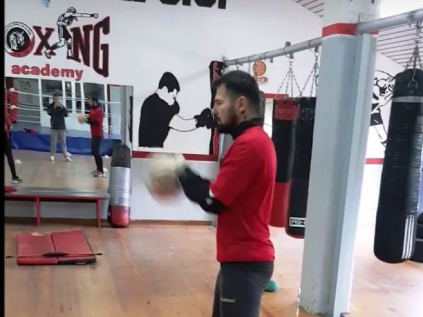 Προπόνηση… πυγμαχίας (video)
