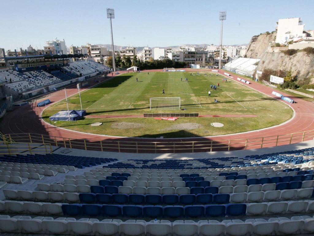 Επαφές με τον Ερασιτέχνη
