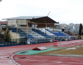 Στην Αθήνα για χρήματα