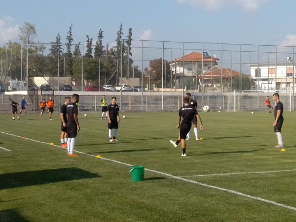Θέλει δουλειά πολλή