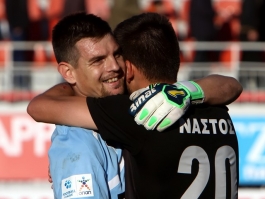 Ανταποδίδει στα… play off