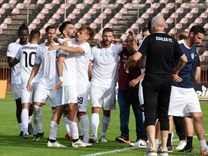 Δύο απουσίες το Αιγάλεω