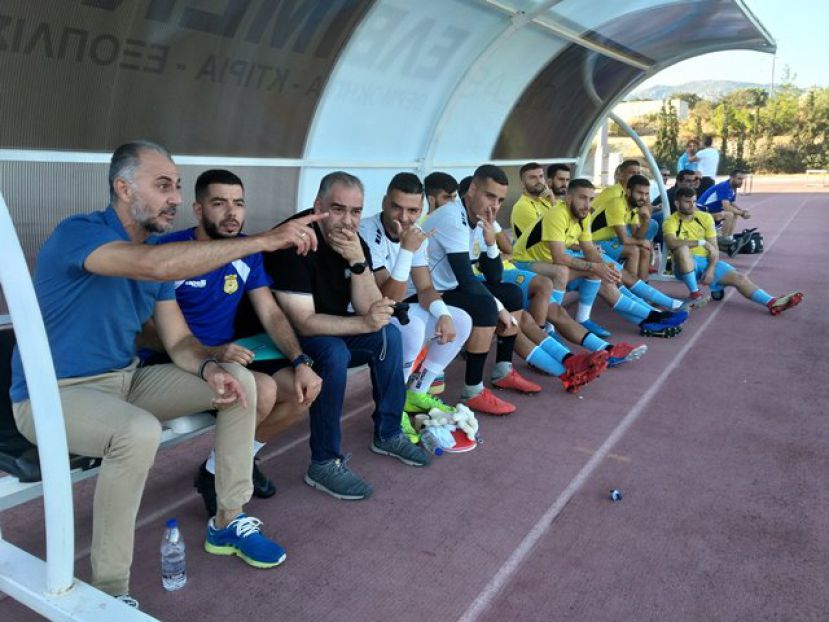 Άνετη νίκη στο ντεμπούτο