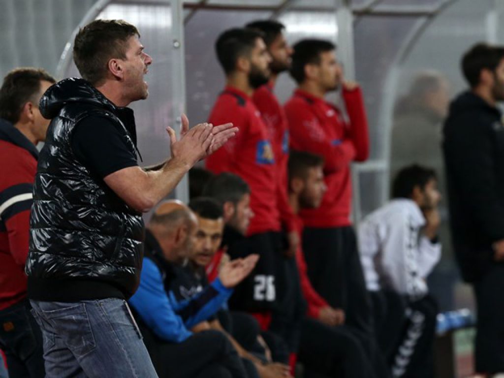 «Να τη χαίρεστε…»