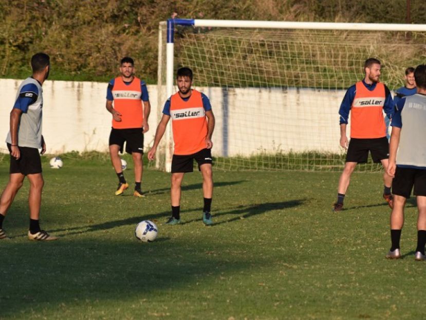 “Κομπλέ” και… χορτάτοι (photos)