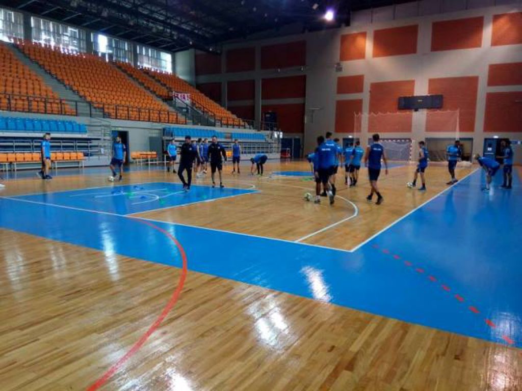 Πάτησε… παρκέ (pics)