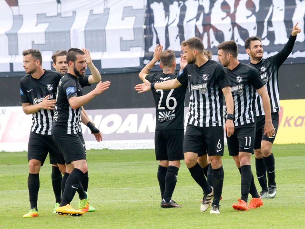 Με διάθεση για σερί