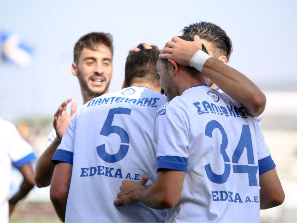 Χαλαρό τρίποντο στα Χανιά
