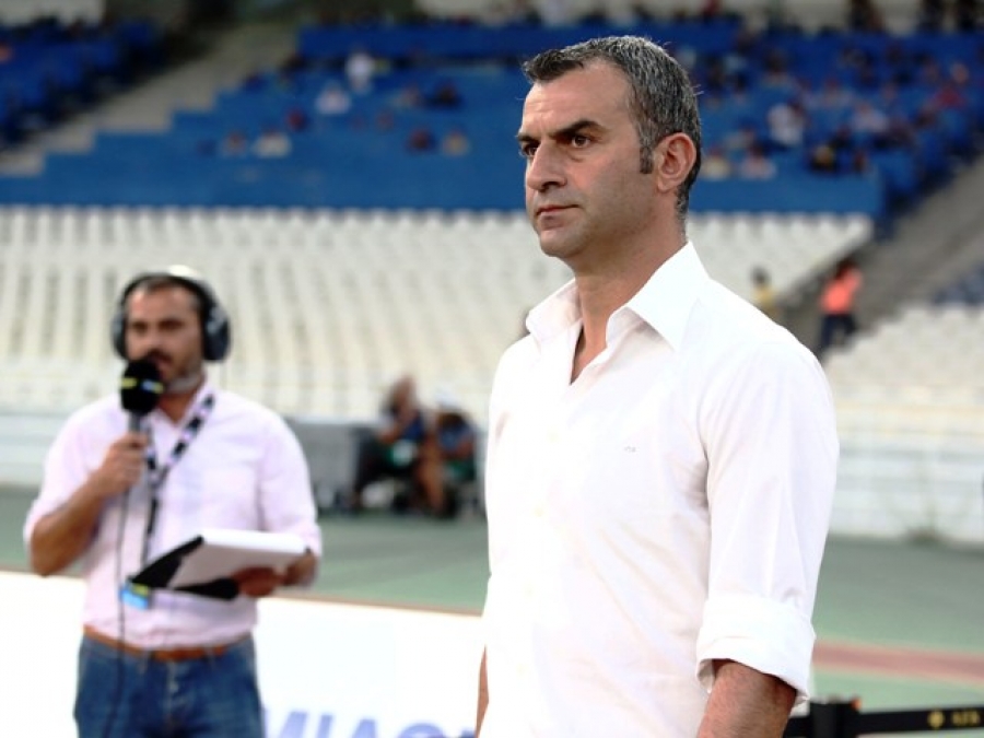 Ματιές στο εξωτερικό για επιθετικό