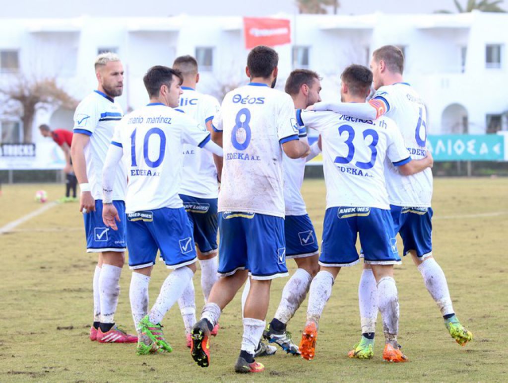 Κίνηση για τρεις μεταγραφές
