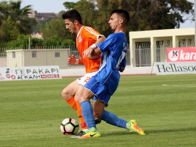 Για την υποχρέωση στο Ελ Πάσο