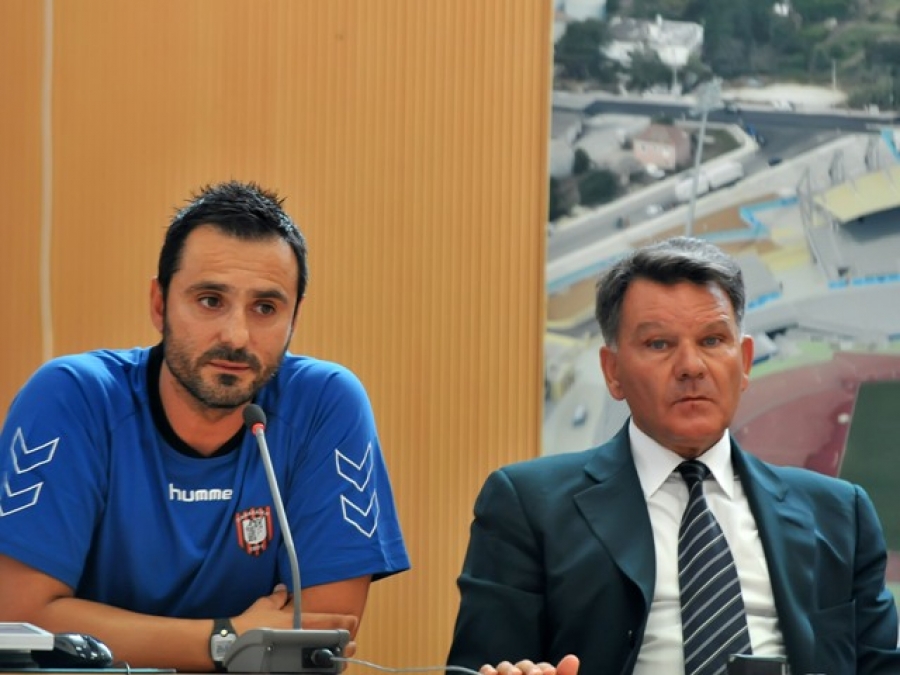 «Δικό του θέμα αν νιώθει άβολα»