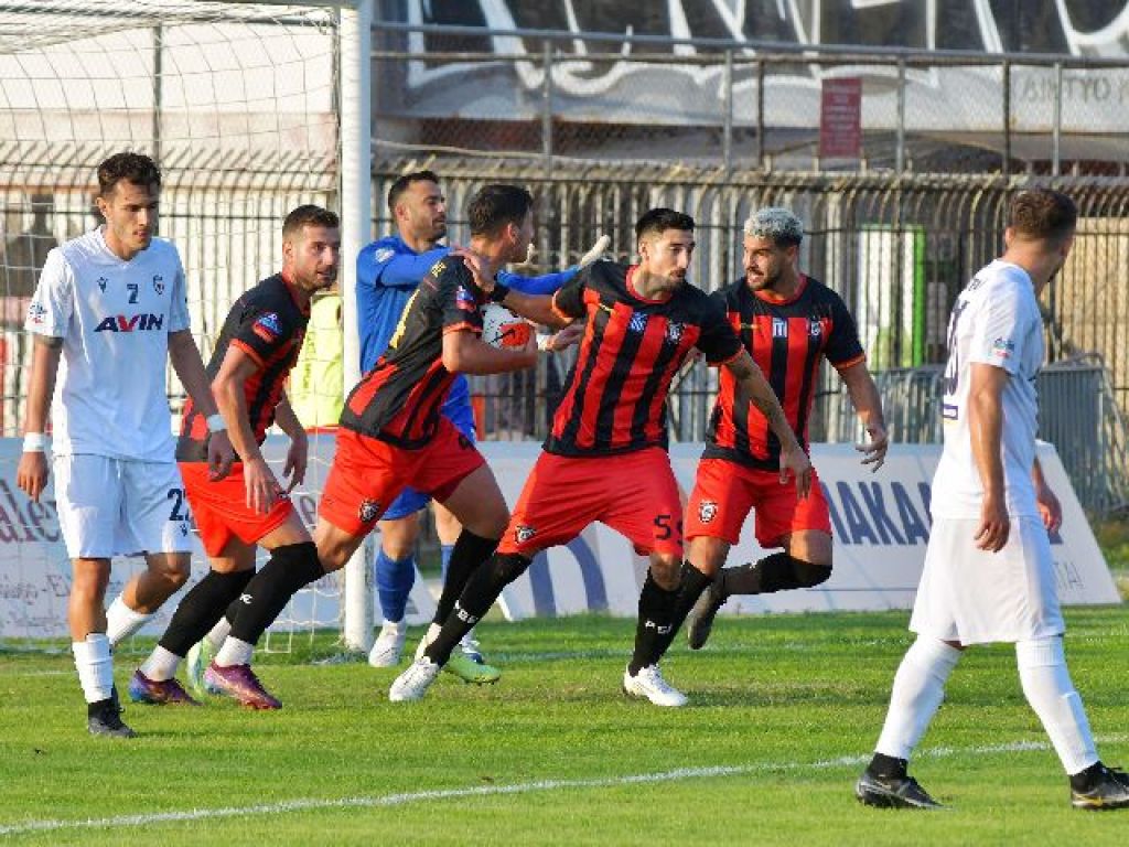 Με 23άδα στην Καλαμάτα