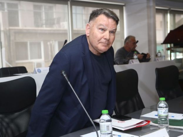 Παρόντες στο ΔΣ Κούγιας, Κομπότης