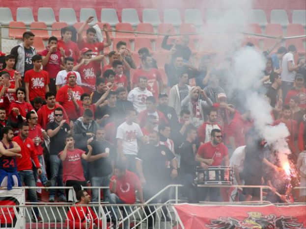 Με 10 ευρώ στο ΕΑΚ