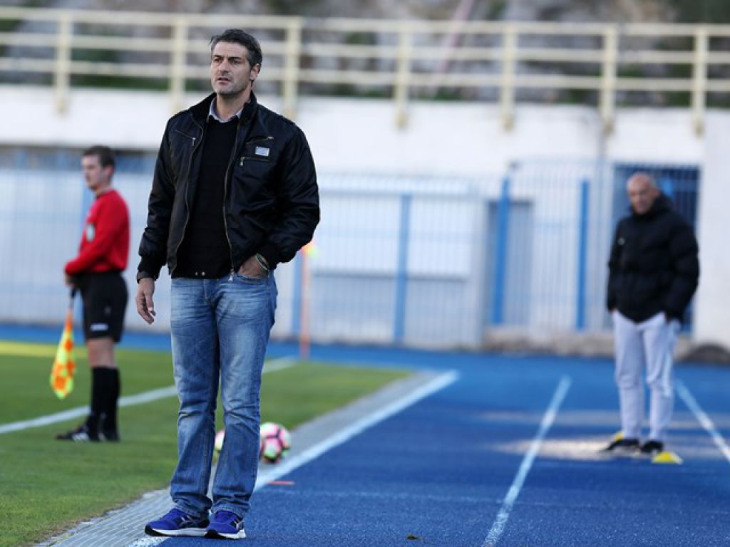«Άσχετοι… Λυπάμαι»!