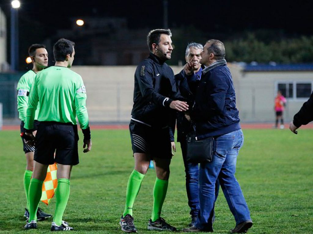«Κωμικοτραγικά πράγματα»