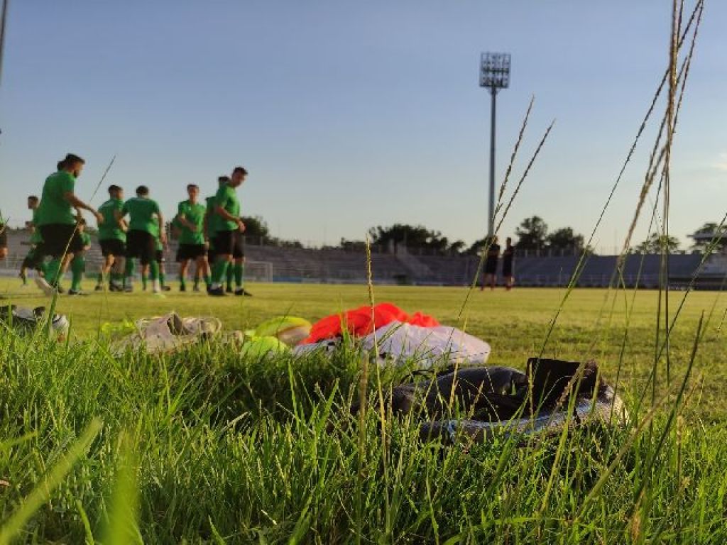Τέσσερις νέοι στην πρώτη