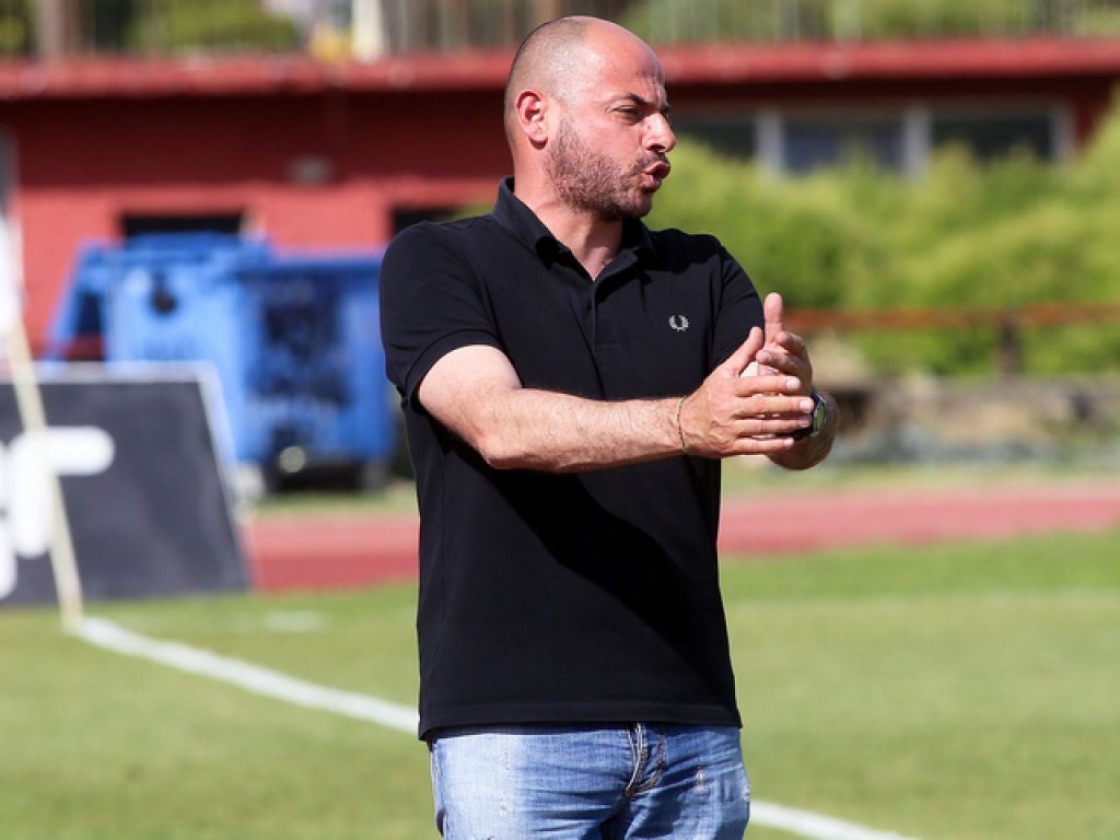 Κουβέντα μετά τον Καραϊσκάκη
