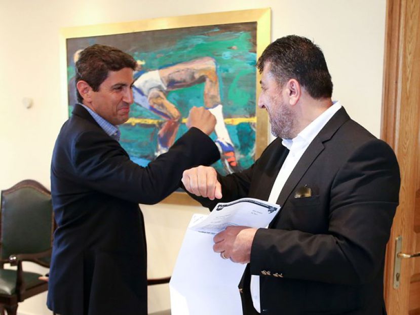 Τηλεδιάσκεψη αναδιάρθρωσης