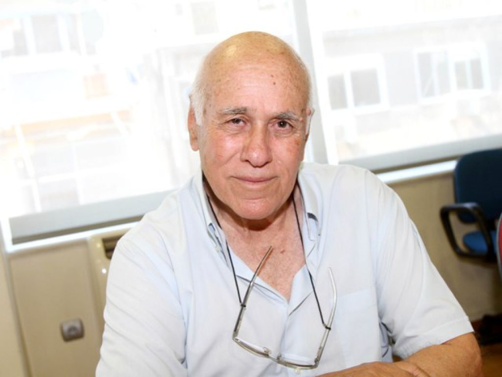 «Δώστε επιτέλους κάτι κι εσείς…»