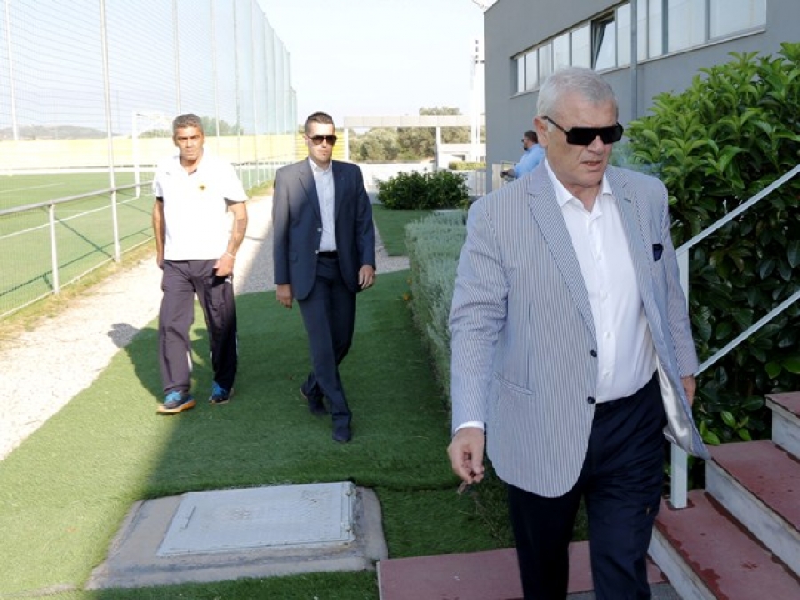 Κυνηγάει έκπληξη με μουντιαλικό εξτρέμ
