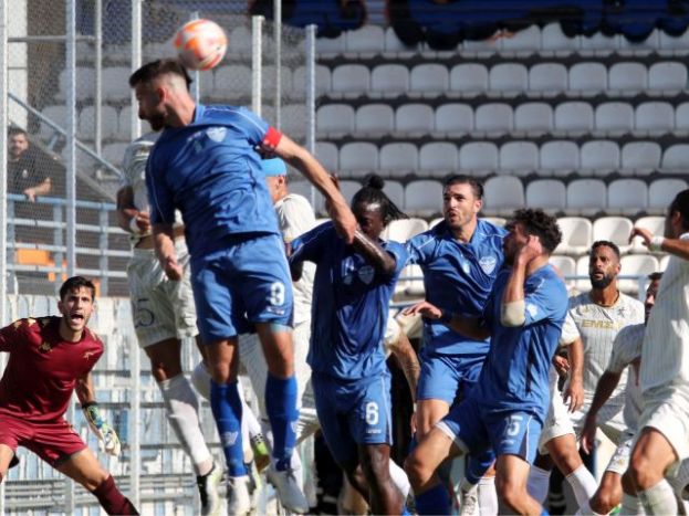 Τρεις εκτός για Λιβαδειά