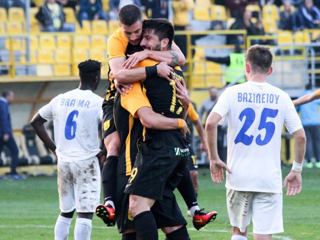 Μέσα ο Διαμαντόπουλος