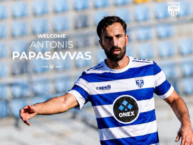 Εκλεισε Παπασάββα η Ελλάς Σύρου