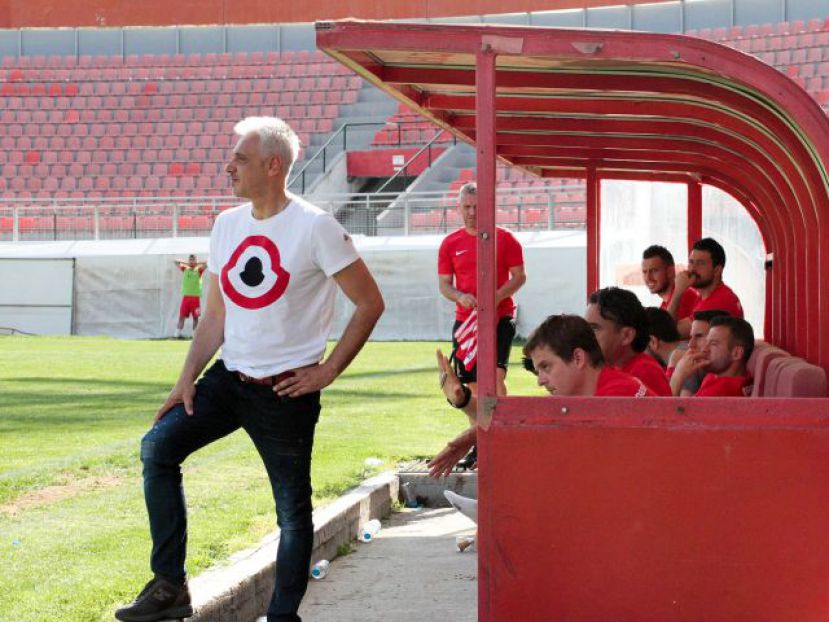 «Θα φύγω αν…»