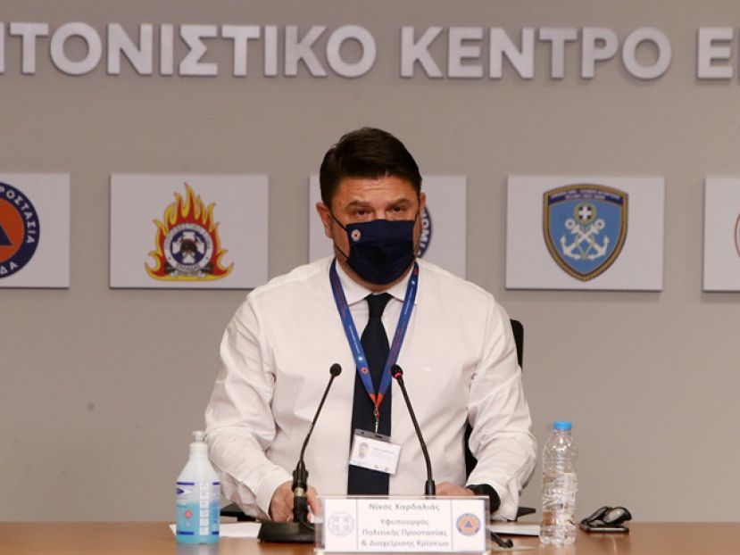 Χαρδαλιάς: «Δεν αναστέλλουμε, αλλά…»