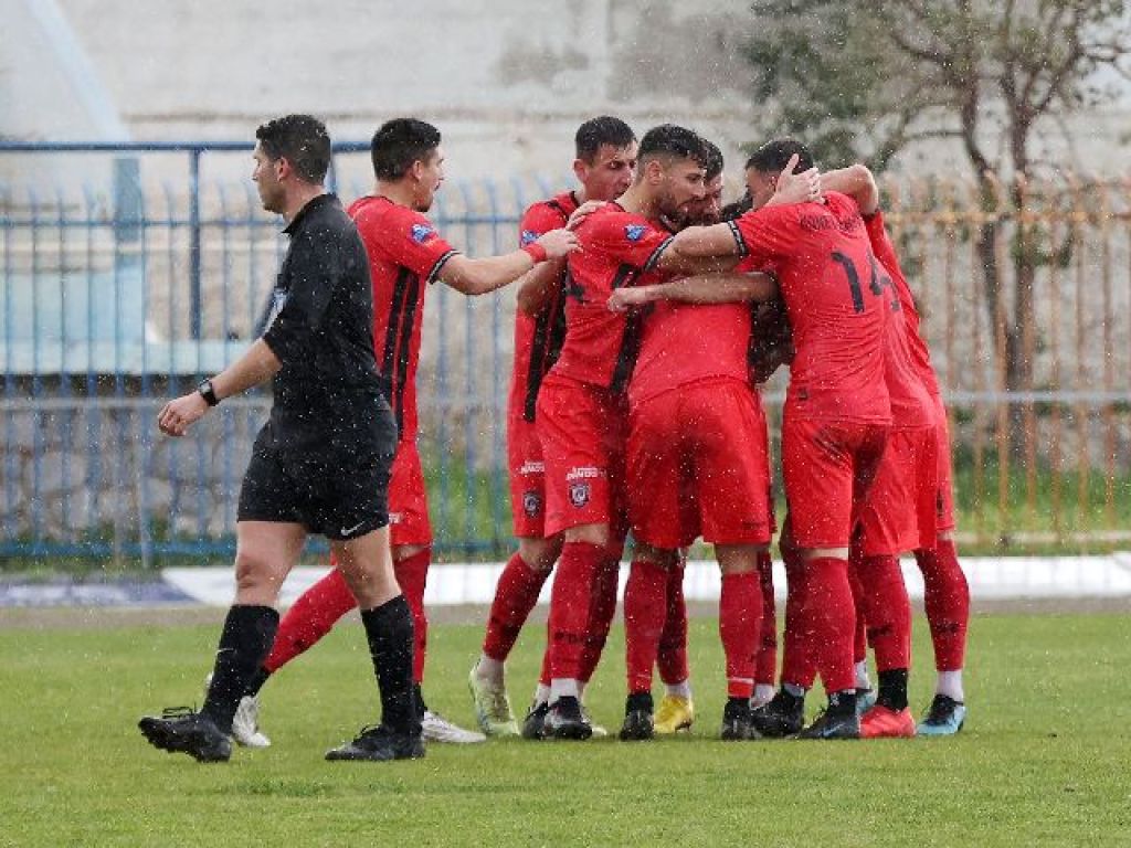 «Αμισθί εδώ και μήνες»