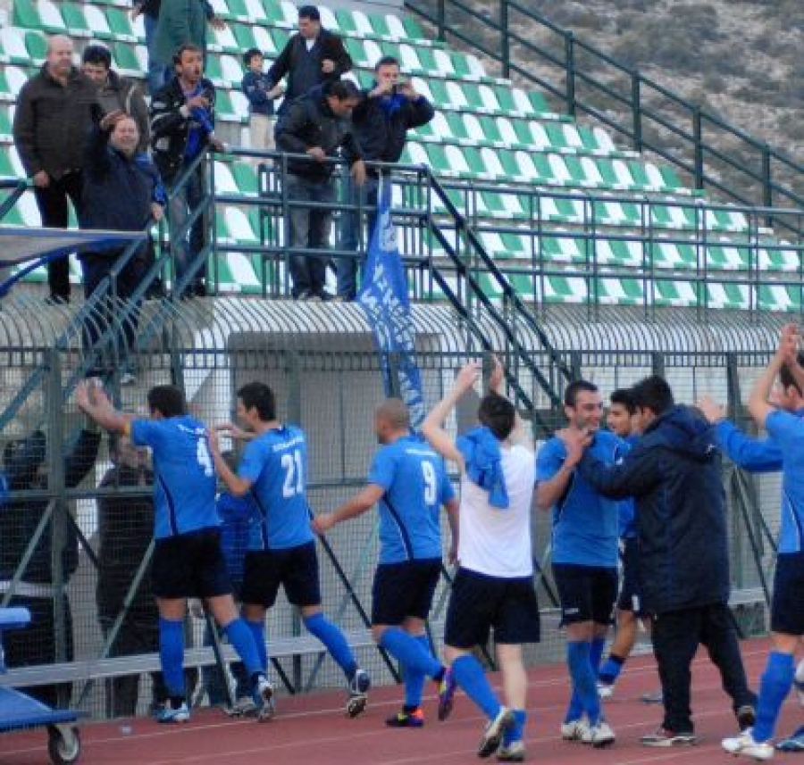 Δείπνο για σύσφιξη σχεσεων