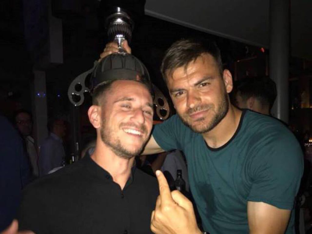 Γλέντι ως το πρωί (pics)