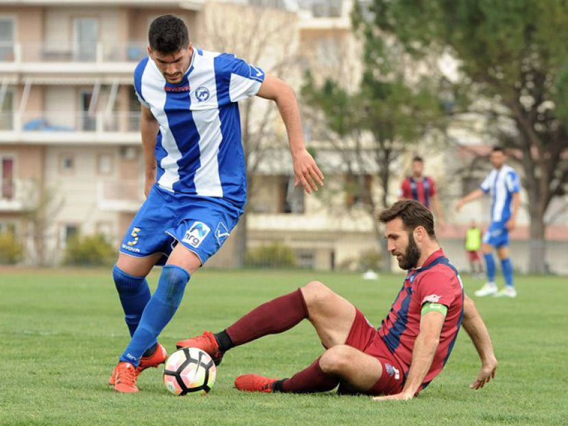 Τρεις έμειναν εκτός