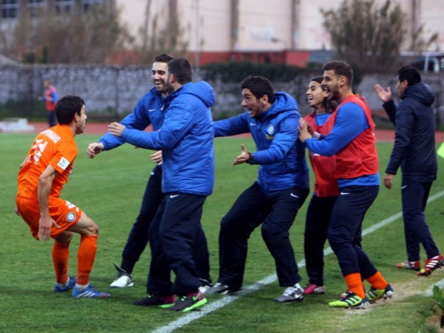Έβαλε φωτιά στην κορυφή!