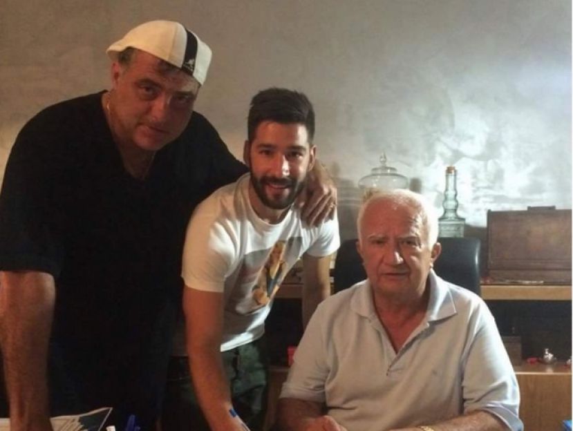 Υπέγραψε στον Βόλο ο Σταύρου