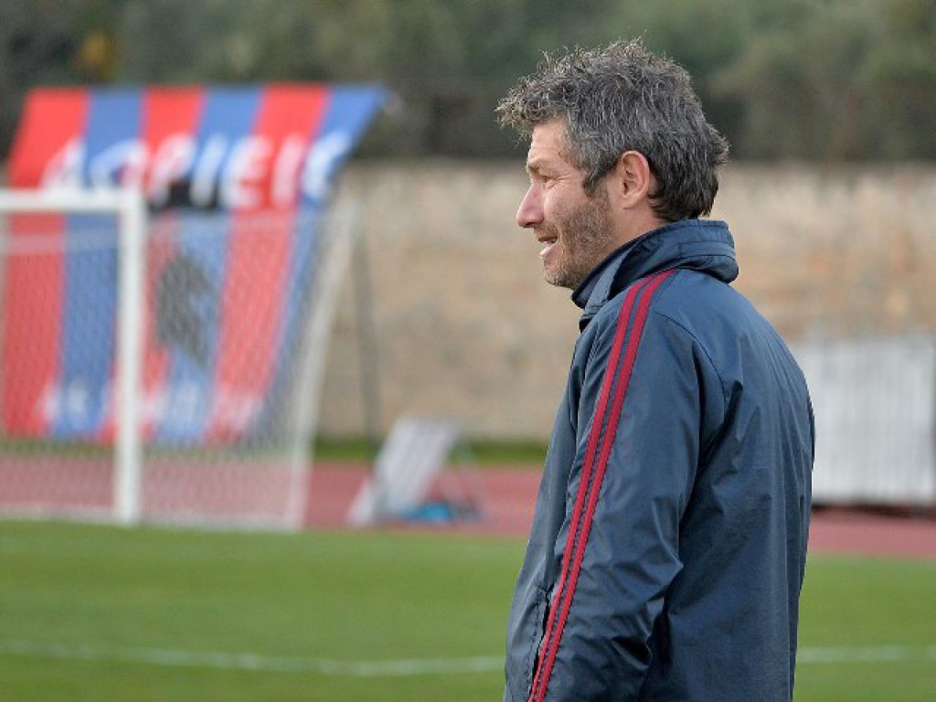 «Στην πρώτη 4άδα»