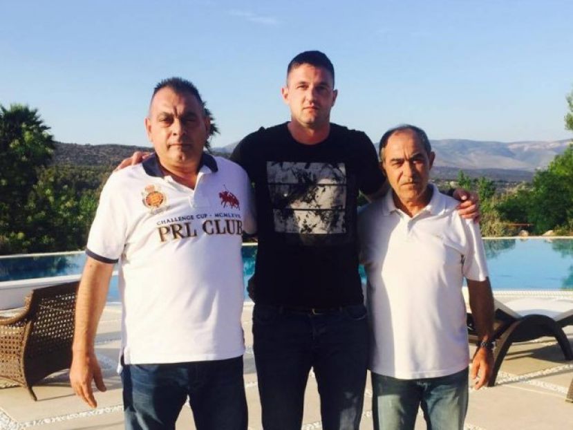 Επίσημα Ράσιτς