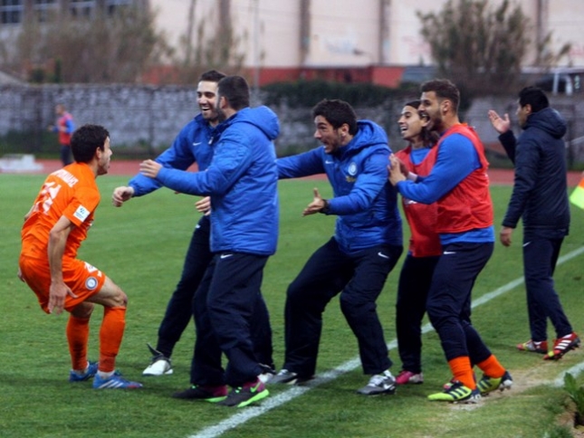 Με 20άδα και Σκόρτσα