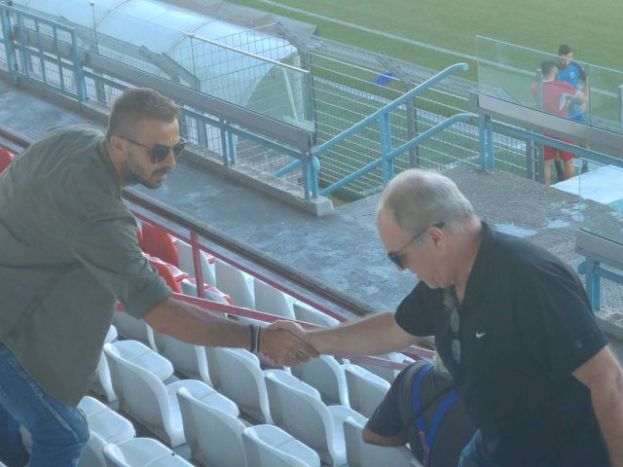 Βλέμμα… Πλατανιά στα Περιβόλια