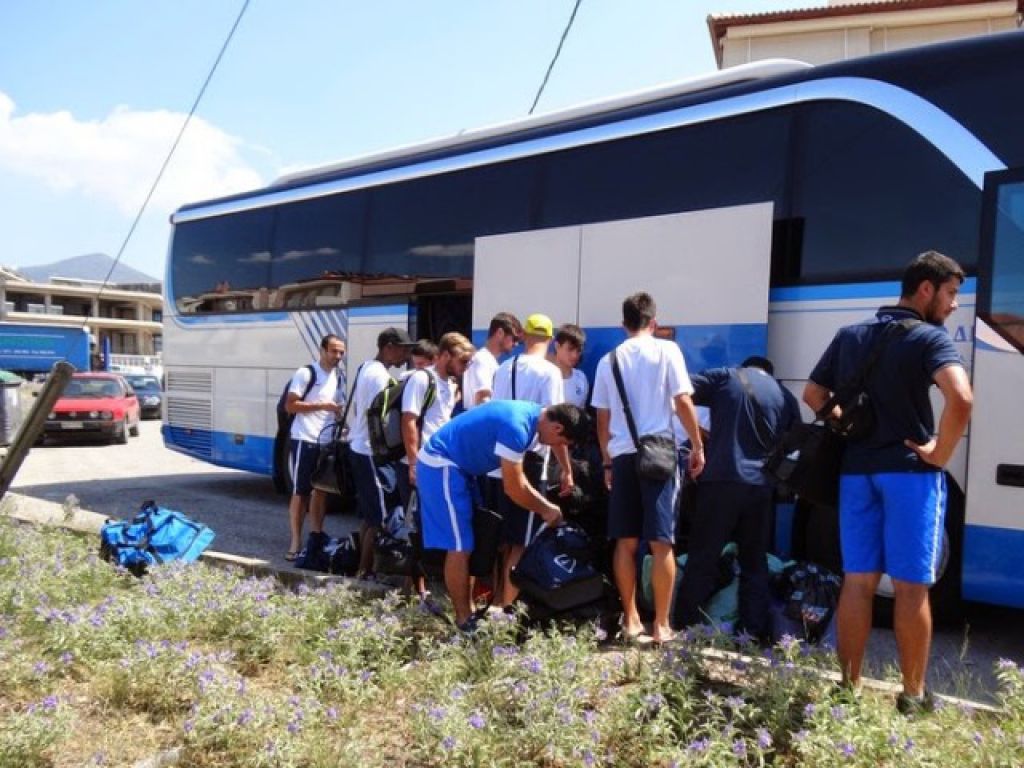 Επιλέγει Καρπενήσι