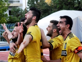 Βλέπει play off