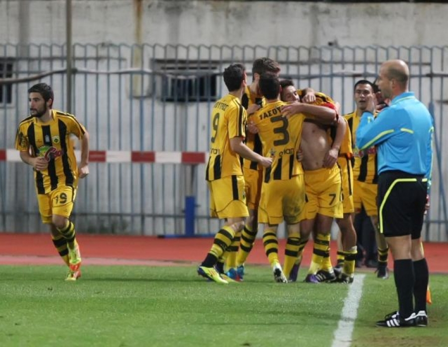Δοκιμάζει Κιρμίζι ο Φωστήρας