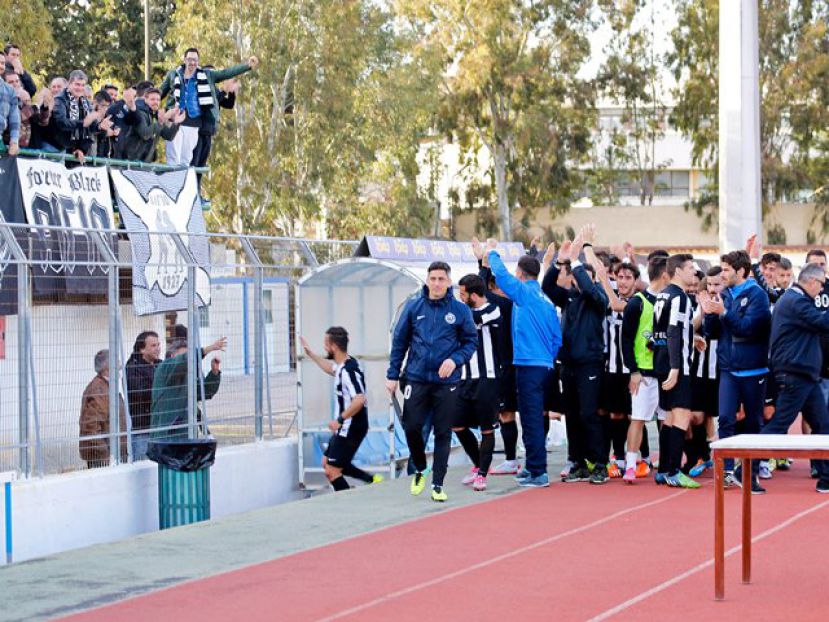 Ραντεβού με Ρέλλα