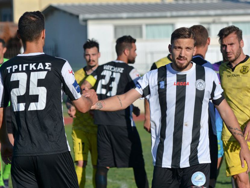 Δύο στο απουσιολόγιο