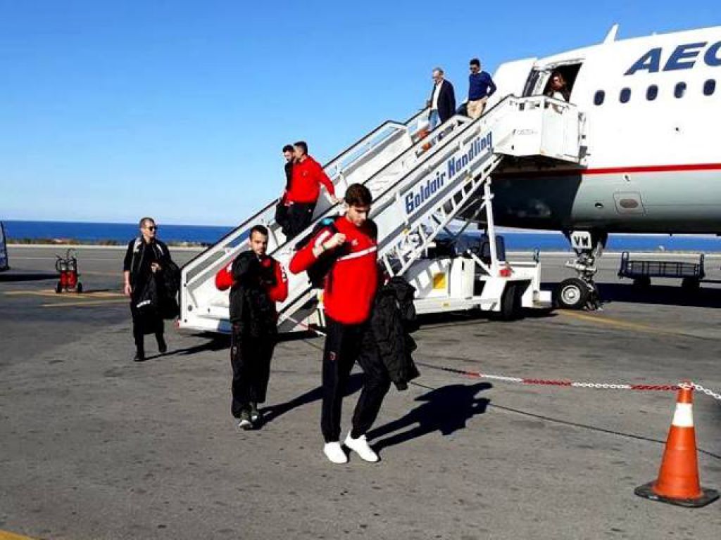 Στο Ηράκλειο η Παναχαϊκή (photos)