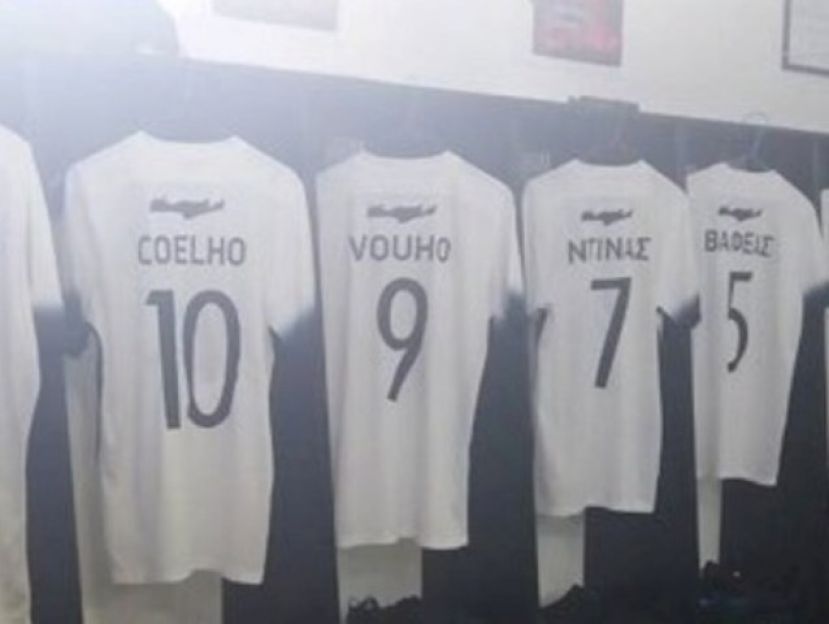 Η φανέλα με το «10» στον Κοέλιο