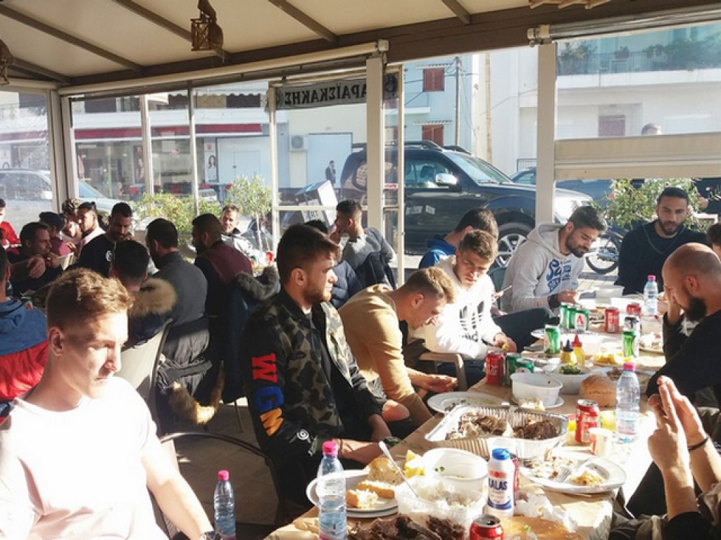 Τσίκνισμα στον Καραϊσκάκη